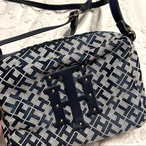 Tommy Hilfiger crossbody bag